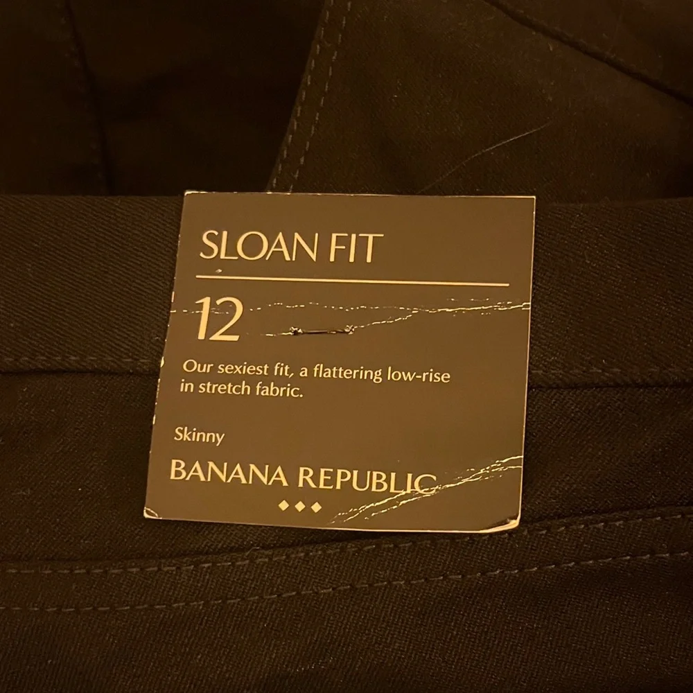 Banana Republic Sloan Fit Black Pants - BRAND NEW - Picture 2 of 5